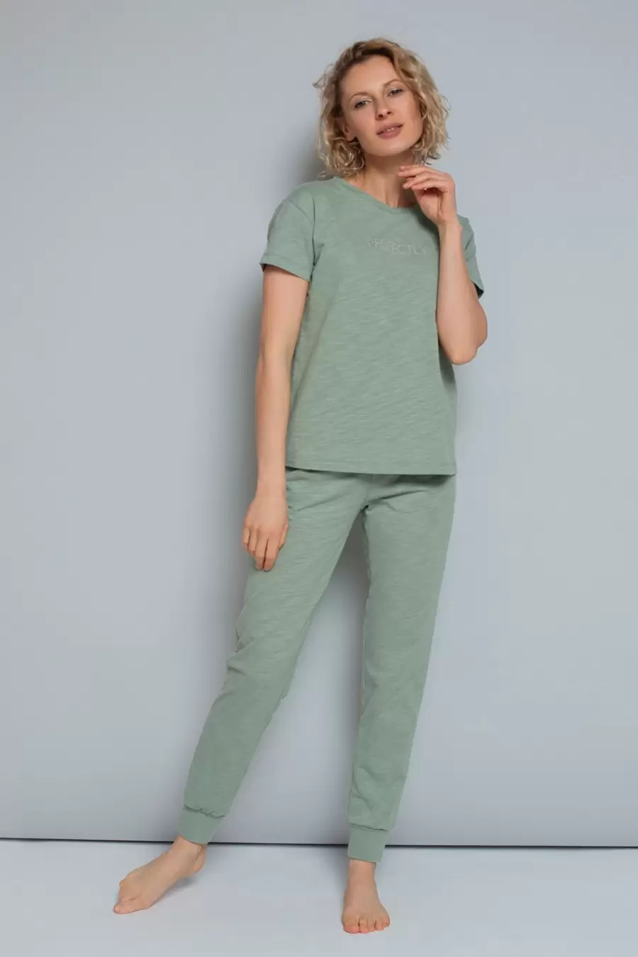 Very Neat Е40001 Pastel green, женские брюки (изображение 1)